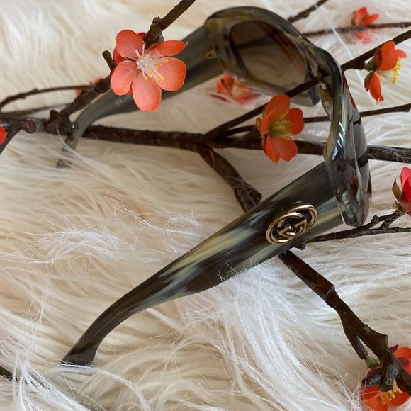 💞GUCCI 💞gorgeous sunglasses - Picture 14 of 17